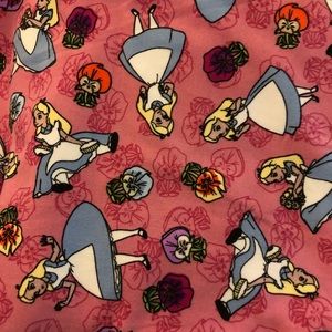 LULAROE Disney leggings tc2